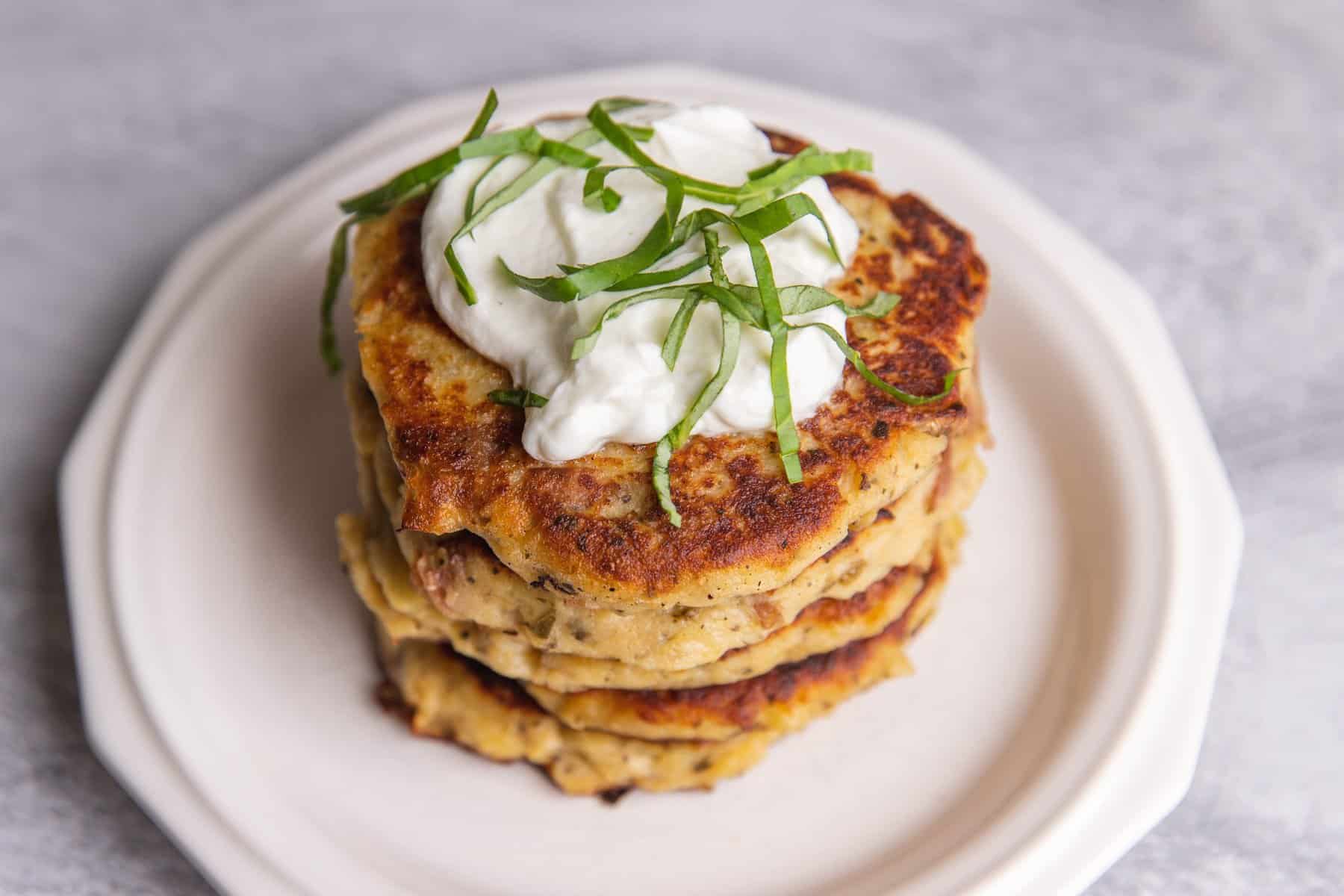 Potatoes Elliot made with Buttery Roasted Garlic Minute Mashers™